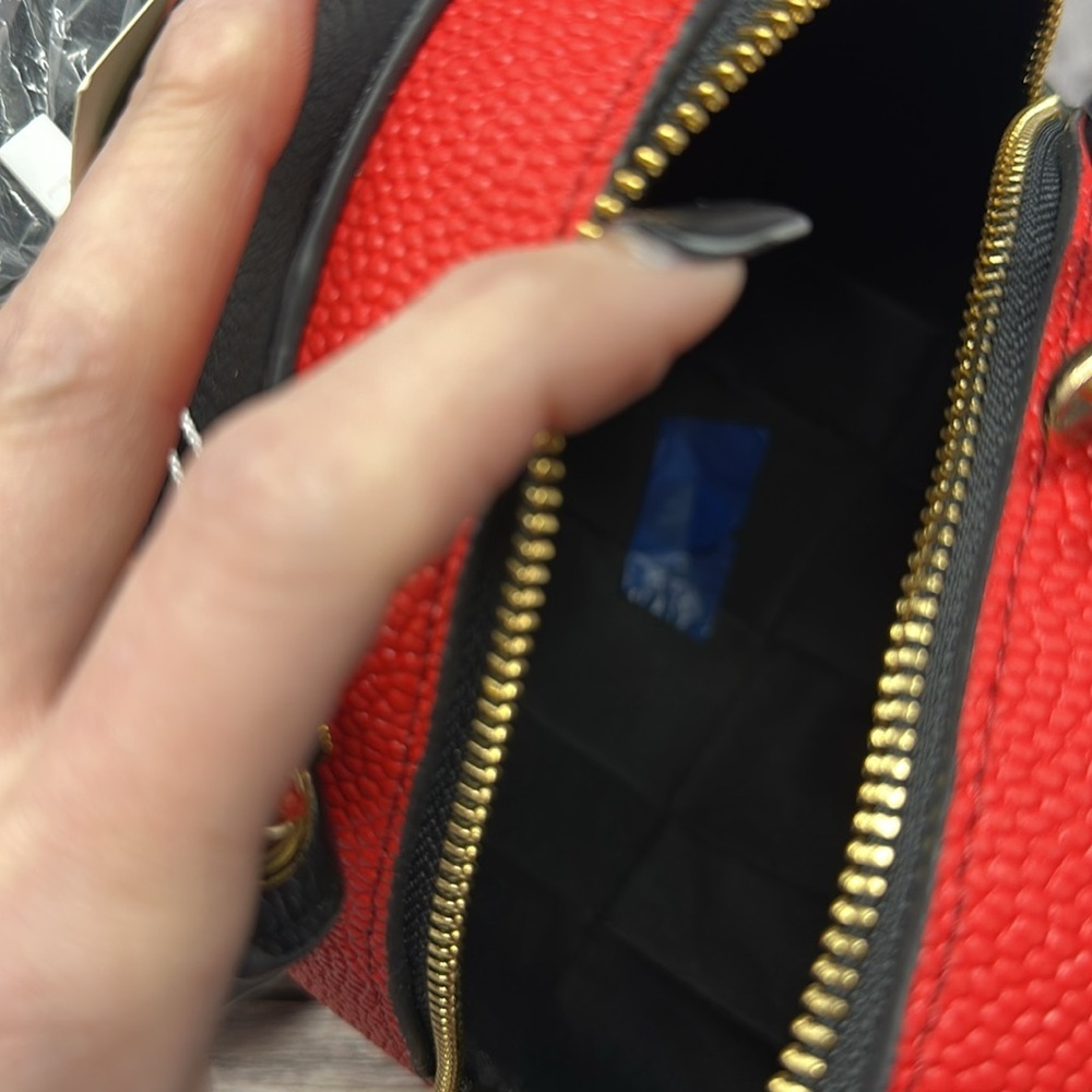 Basketball-Inspired Crossbody Handbag Red Bag NWT with dust bag​​ - Picture 5 of 5
